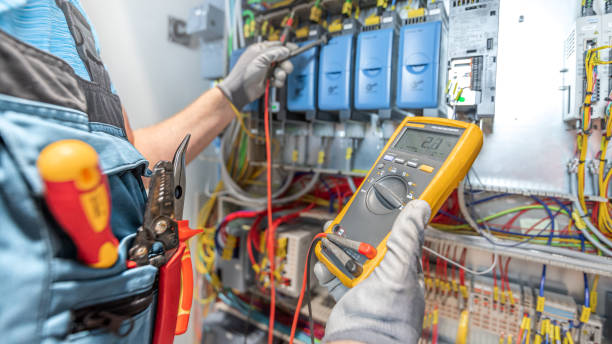 Best Affordable Emergency Electrician  in Northwest Harborcreek, PA